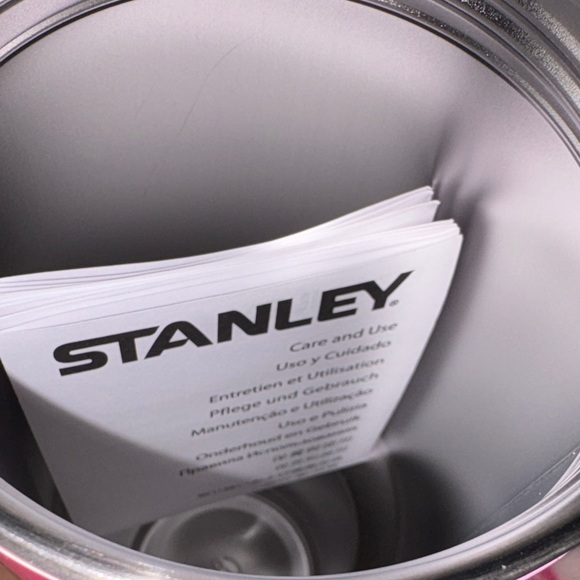 Stanley Bright Pink Quencher H2.0 Tumbler - Picture 3 of 4